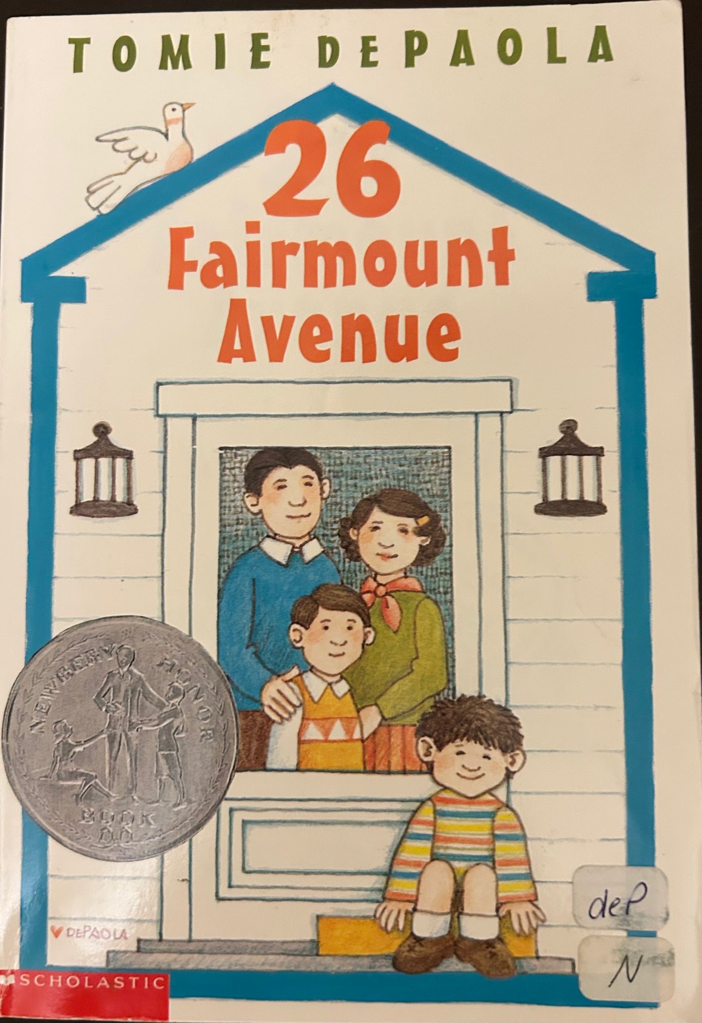 26 Fairmount Avenue by Tomie Depaola