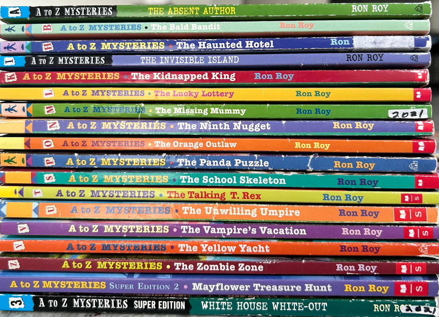 A to Z Mysteries by Ron Roy (18 books)