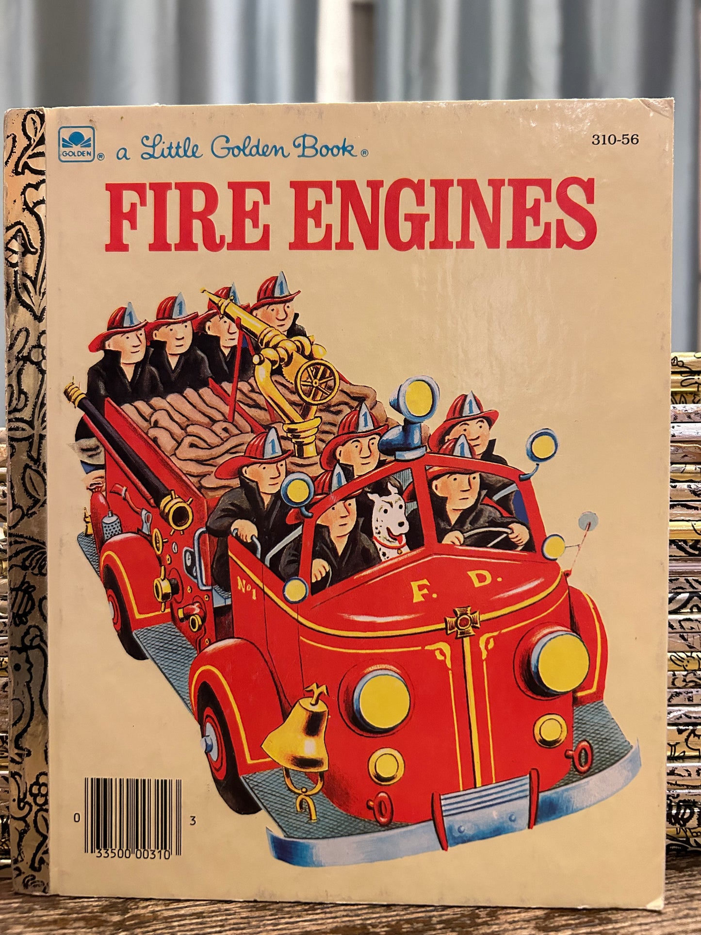 A Little Golden Book: Fire Engines