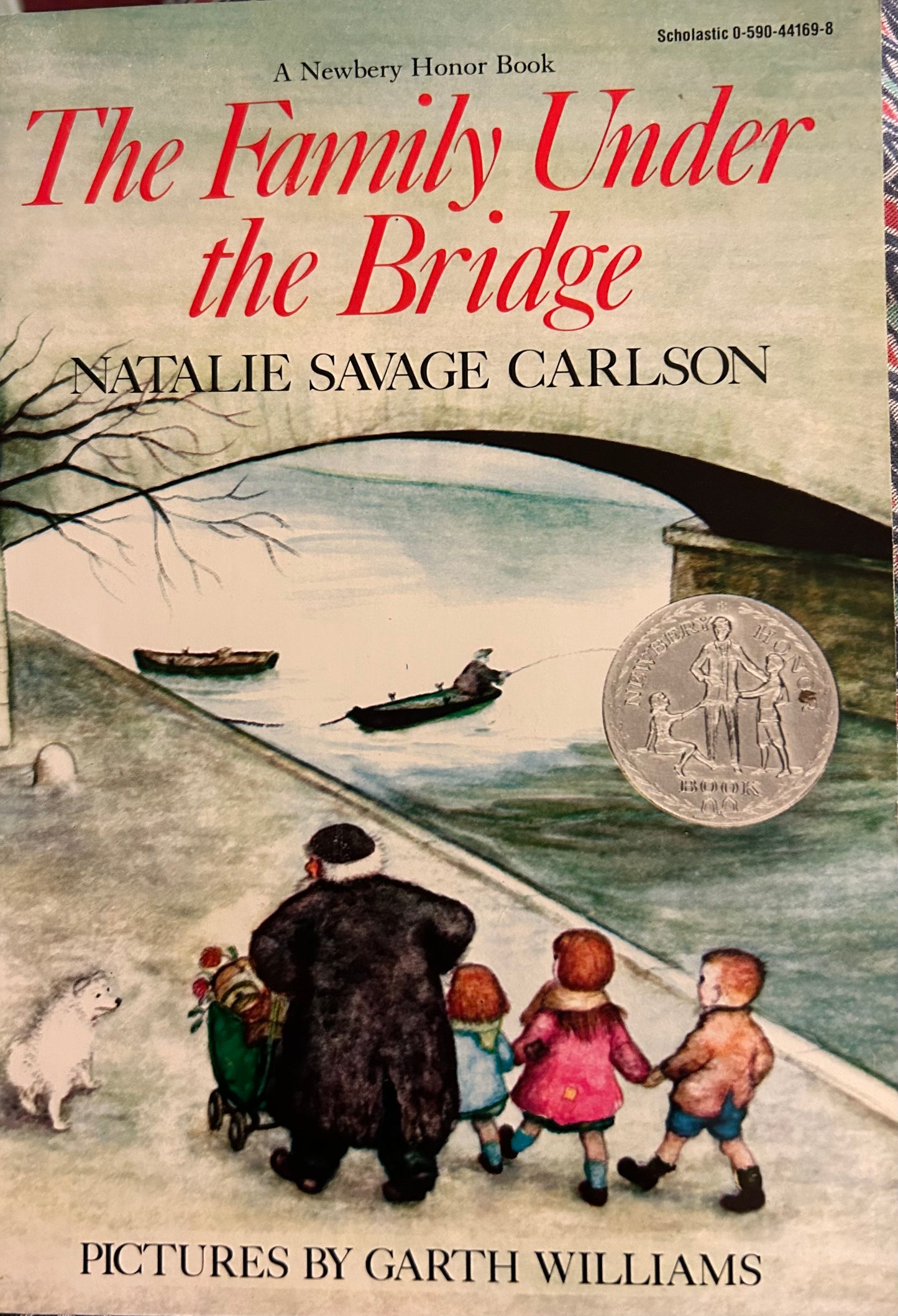 The Family under the Bridge by Natalie Savage Carlson